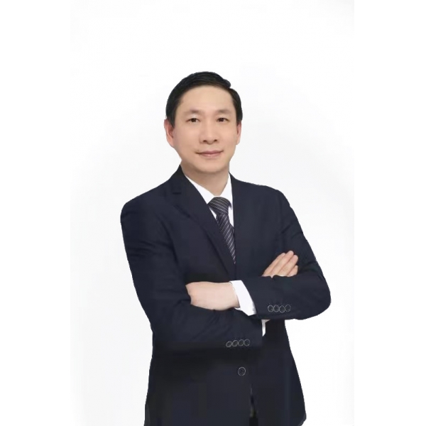 熊伟